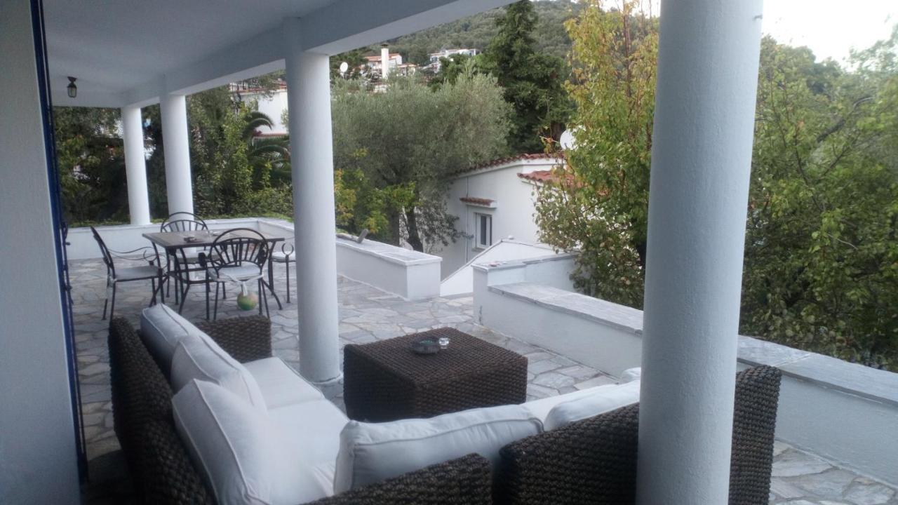 Villa Ftelia Szkiáthosz Kültér fotó